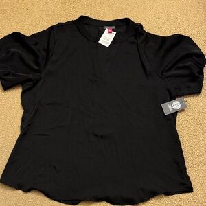 Women’s NWT blooming brights rich black silk-like balloon short sleeve top